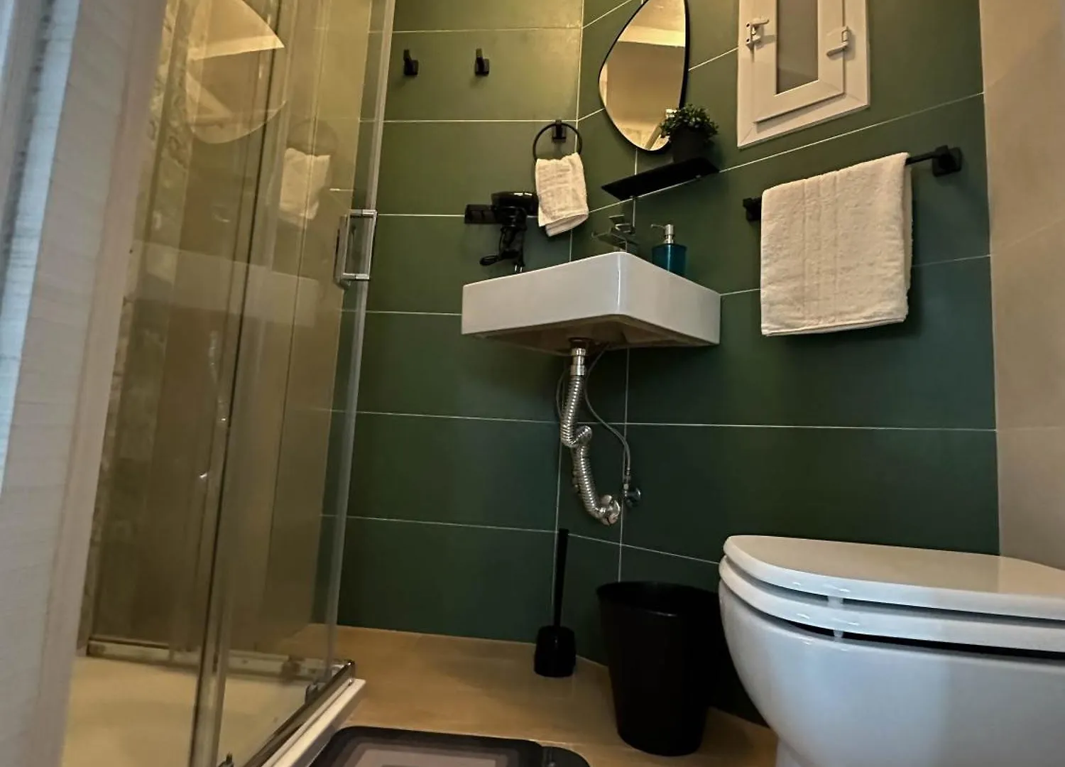 Napoli Centro - Grottino Con Vasca Idromassaggio公寓 0*, 那不勒斯